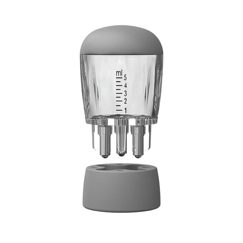 

Mini Scalp Oil Applicator with Scale Refillable Scalp Massagers Twistable Bottle Mouth Liquid Guiding Hair Oil Applicator