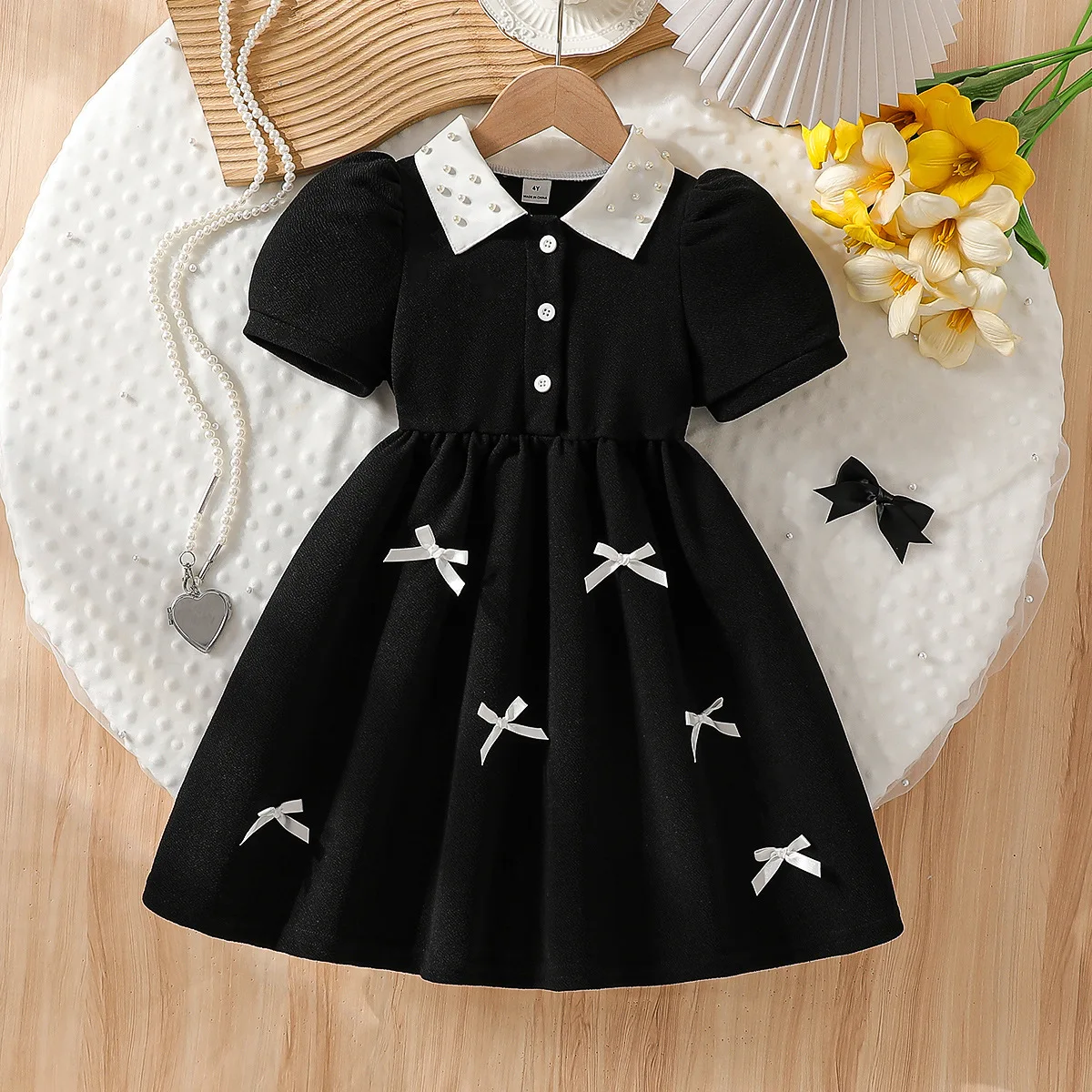

2026 Kids 4-8Y Girls Elegant Audrey Hepburn Style Lapel Pearl Bow Princess Dress for 100-140cm