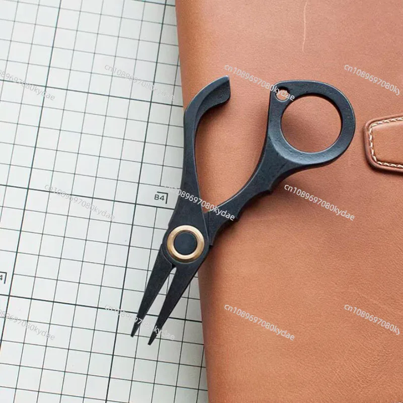 High Hardness Stainless Steel Needle Pulling Pliers DIY Hand Sewing Tweezers Tool for Leather Craft Garment Stitching Work