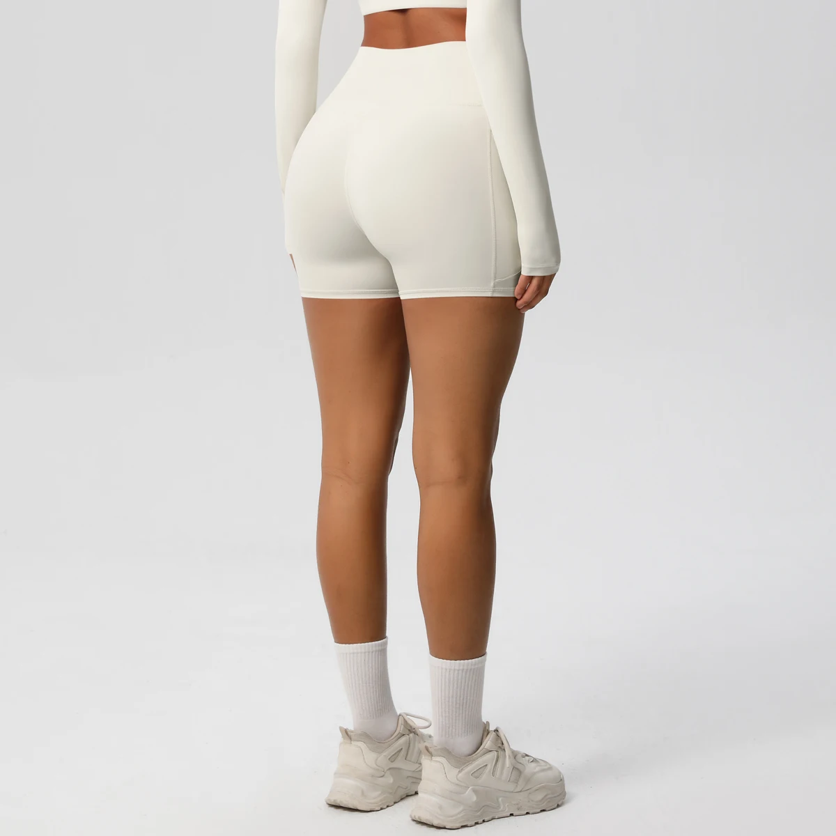 Einfarbige Yogahose mit Taschen, schnell trocknend, hohe Taille, für Fitnessstudio, Push-Up-Yoga-Shorts für Damen, atmungsaktiv, Workout, Fitness, kurz – Detail 26