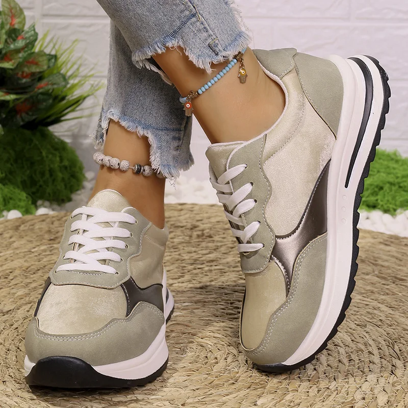 2025 جديد مزيج اللون منصة أحذية رياضية النساء مريحة الدانتيل متابعة أحذية رياضية غير رسمية امرأة الموضة عدم الانزلاق سميكة وحيد أحذية التنس