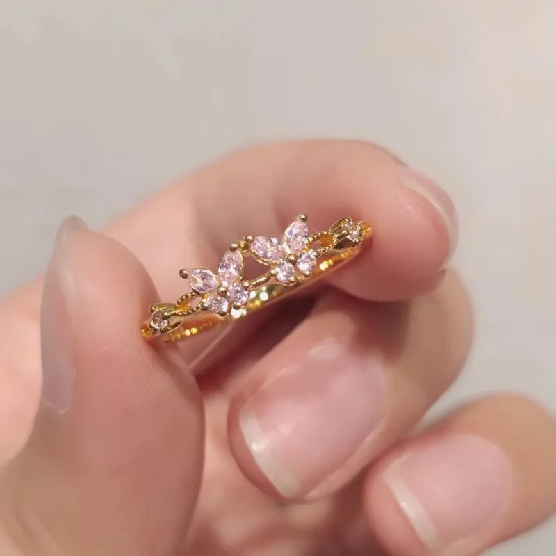 

Весна и лето 202, легкое роскошное кольцо Mori, нишевое дизайнерское кольцо с открытым указательным пальцем, кольцо с замороженной розовой бабочкой, кольцо с бабочкой для девочек