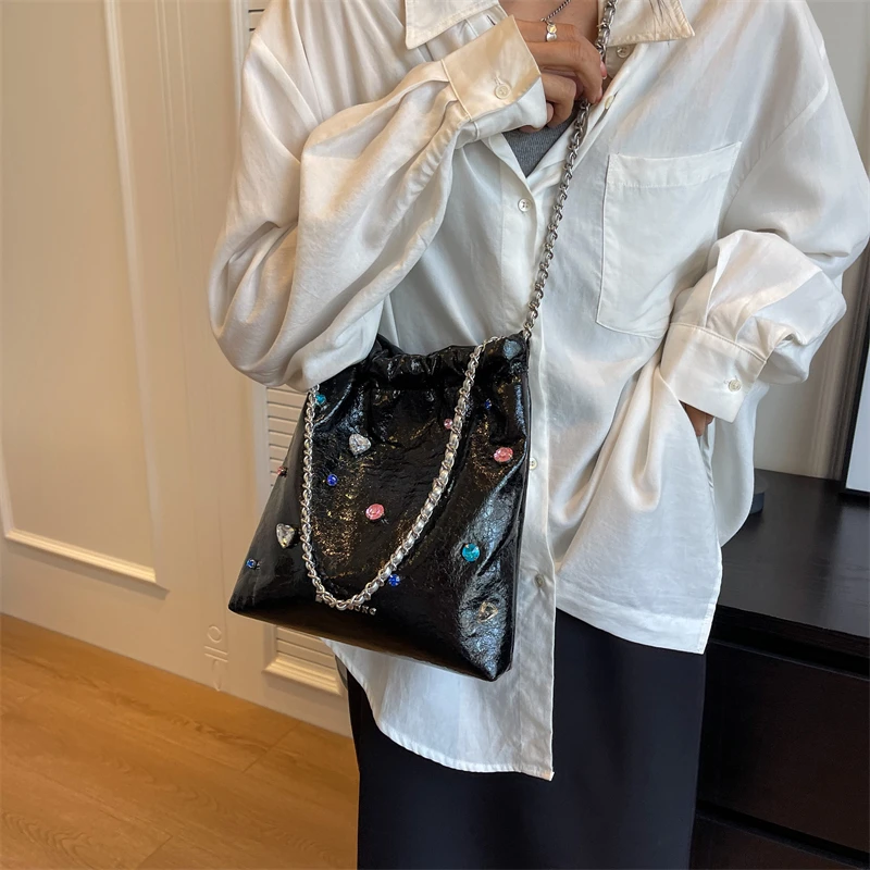 2023 Luxury Designer Bag Diamonds Design Silver PU Leather Crossbody Bags for Women  Korean Fashion Chain Shoulder Bag Handbags