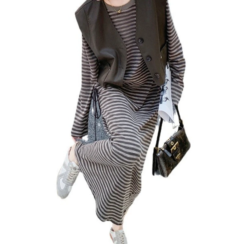 Moda colete listrado vestido de manga longa conjunto de duas peças feminino outono 2024 novo terno de emagrecimento tendência deste ano