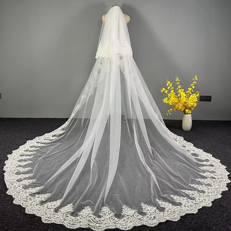 

Wholesale 2 Layers Sequins Lace 3 Meters Cathedral Wedding Veils with Comb Sexy wedding accessories Velo de novia mariage