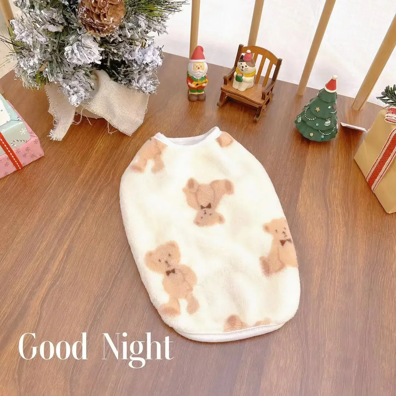 New Ins Pet Clothes Dog Cat Winter Coral Fleece Warm Home Clothes Vest Teddy Bear Clothing Printed Cartoon Bear Dog Sweater