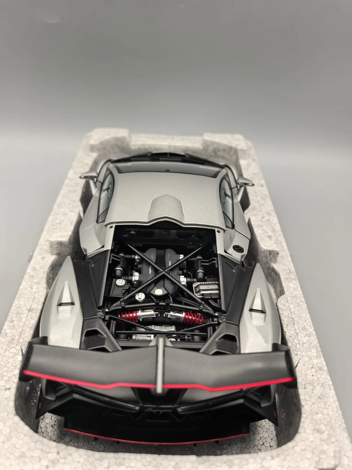 Autoart 1:18 VENENO gris Simulation édition limitée tout ouvert alliage métal statique modèle de voiture jouet cadeau