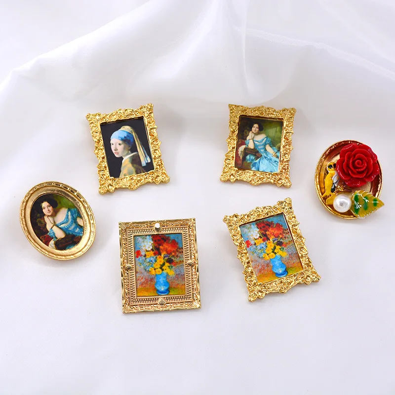 Vintage Exaggerated Painting Baroque Brooches For Women Retro Pearl Exquisite Badges Clothing Coat Bag Accessories Brooch Pin