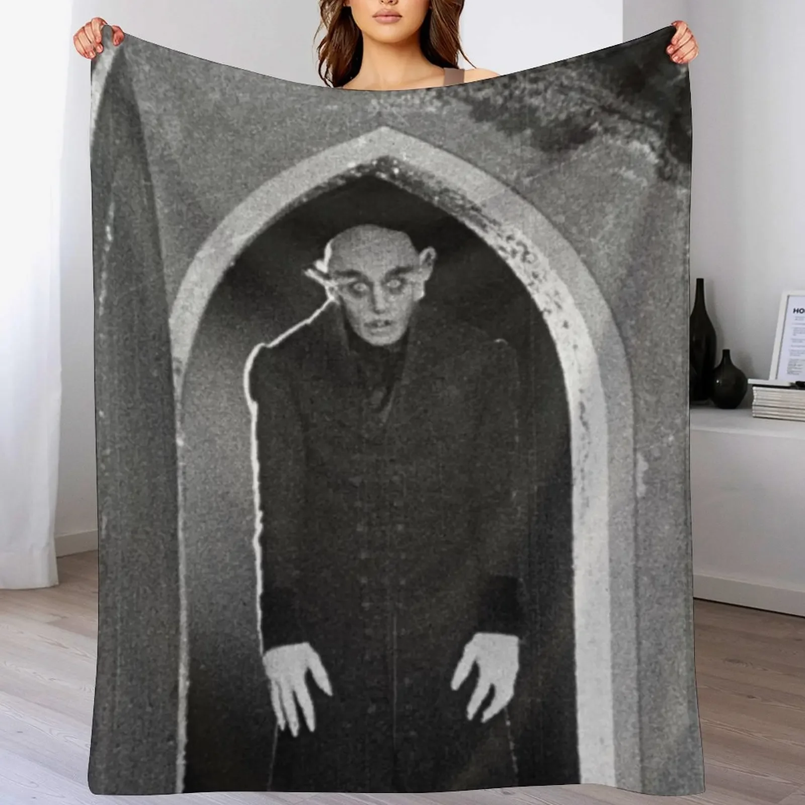 

Nosferatu Throw Blanket Warm Plush Fuzzy Blanket for Living Room