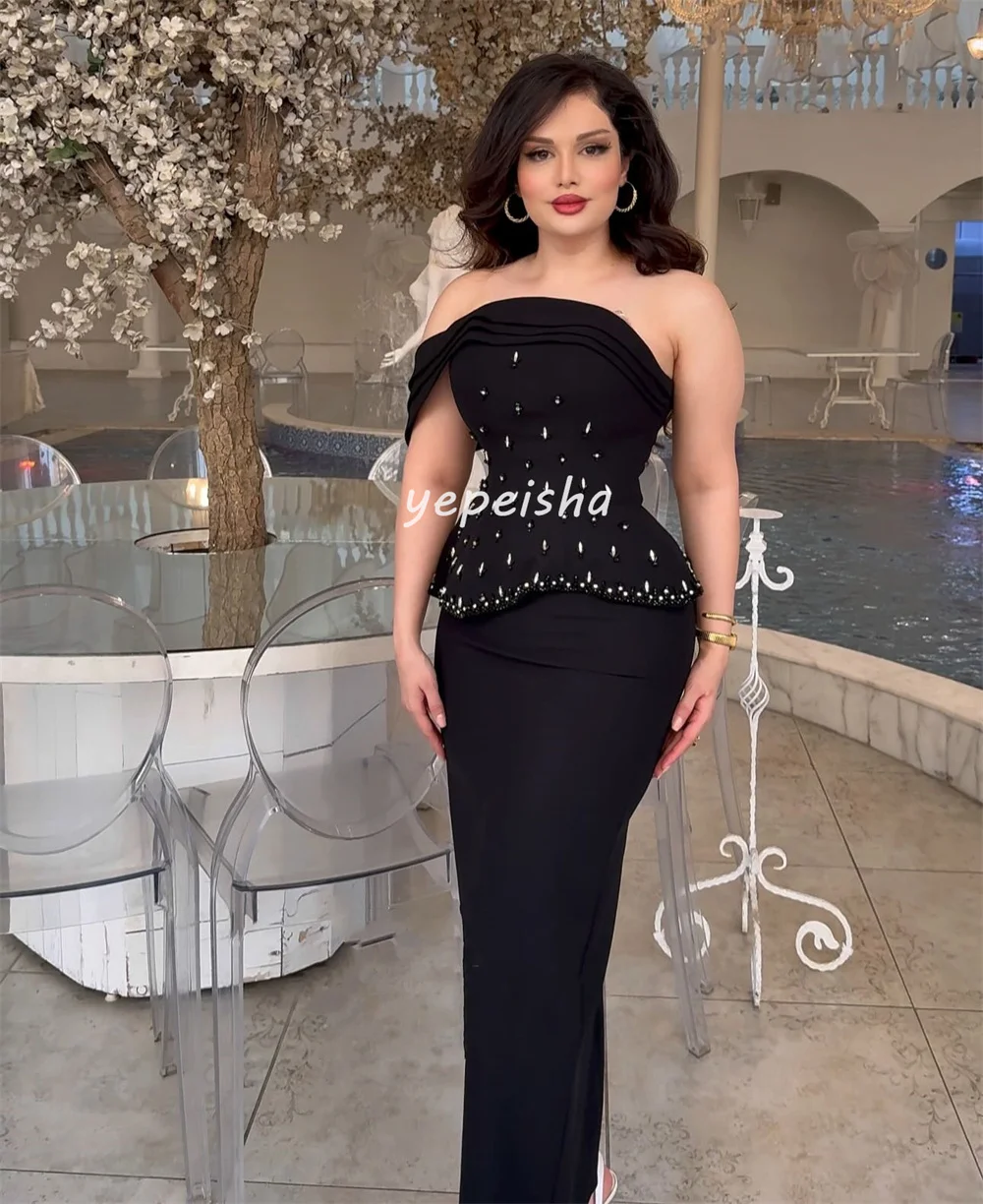 Vestidos Midi rectos sin tirantes con lentejuelas y diamantes de imitación fruncidos, moda Retro Simple personalizada, vestidos para ocasiones a medida