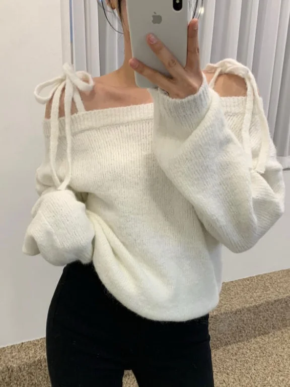 

White Knitted oulder Bared Women's Sweater Sli Pure Desire Faion Design Thiened Autumn New Arrival Ele Top