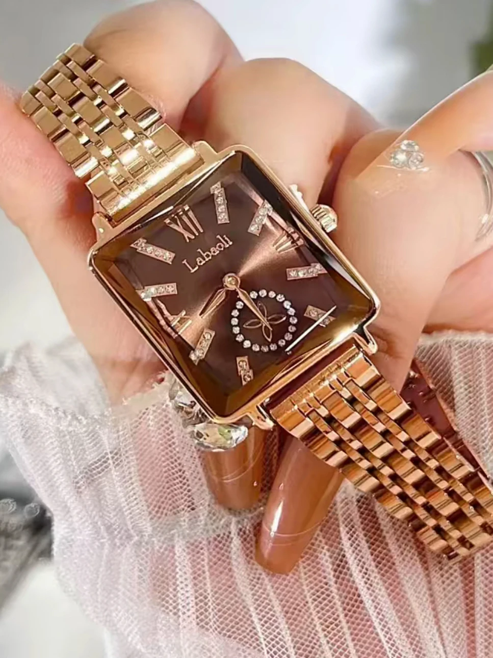 New elegant and versatile women's watchladies' quartz watchladies' watchluxury and high qualityladies' gift, ladies' accessories
