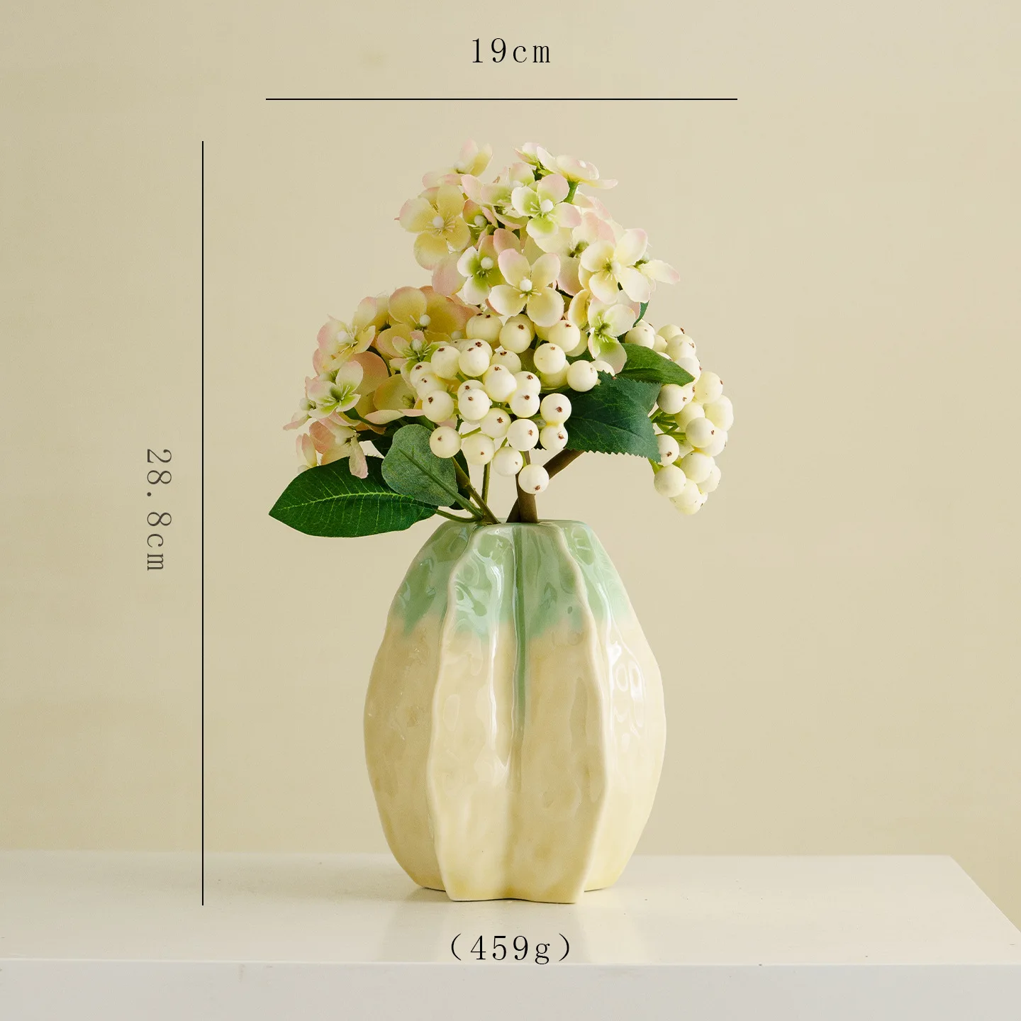 Carambola Shaped Ceramic Vase, Aesthetic Star Fruit Flower Vase, Unique Home Decor Ornament for Living Room Table & Water Plant