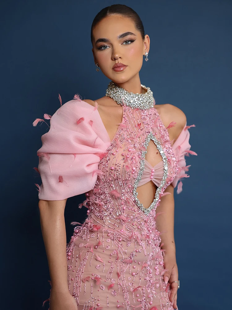 الوردي اللؤلؤ الماس فستان طويل مزين سلحفاة الرقبة الترتر الرسن قطع المشاهير كوكتيل حفلة فساتين السهرة Vestido