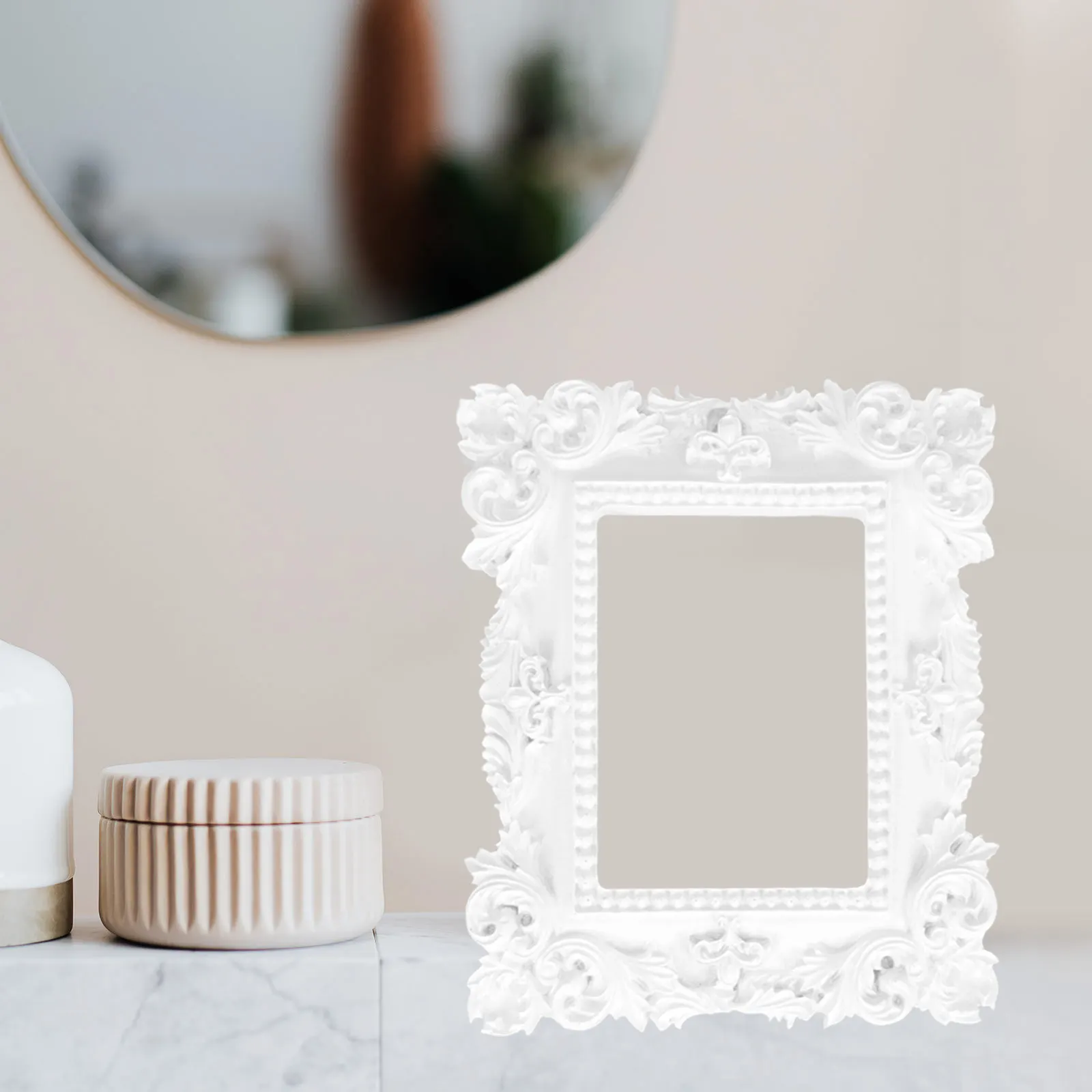 

4Pcs Mini Photo Frame Resin Vintage Decorative Picture Frame for Desktop Home Office Bedroom Creative Photo Holder Ornament