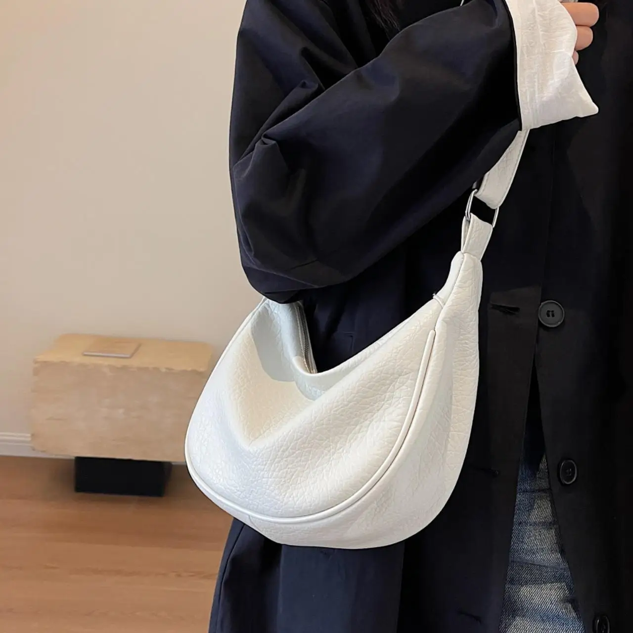 여성을 위한 새로운 패션 질감 숄더백, 대용량 통근 가방