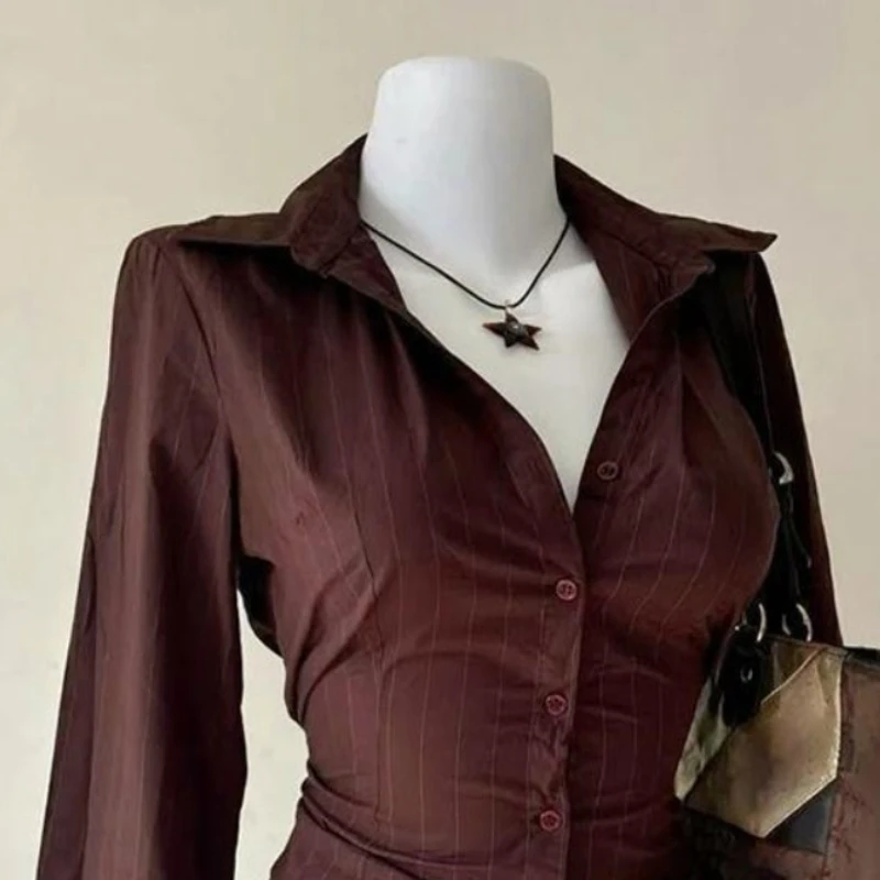 2025 été nouvelle chemise classique rétro femme mode coréenne à manches longues chemise mince rayure Y2k marron simple boutonnage hauts femmes nouveau