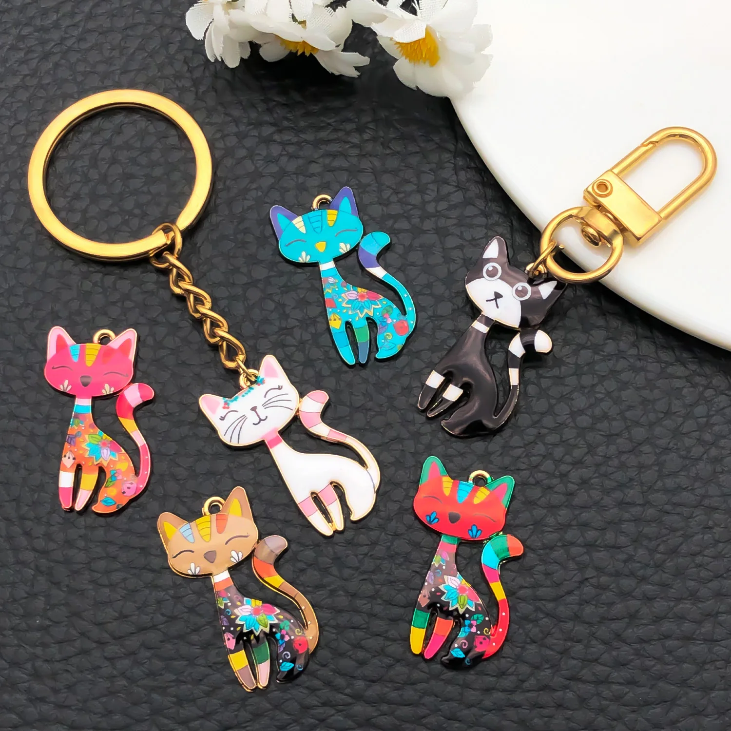 Set of 5/10 Whimsical Oil-Drip Cat Charms - Artistic DIY Craft Supplies for Unique Handmade Jewelry & Fashion Accessories view 2