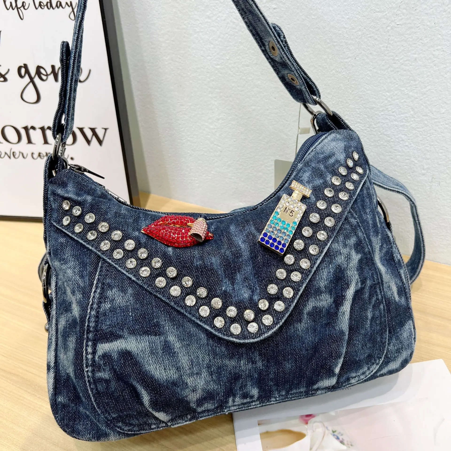 

New Moto & Biker Half Moon Bags For Women Luxury Crystal Shiny Rhinestones Diamond Handbags Purses In Denim Washing Process Bag