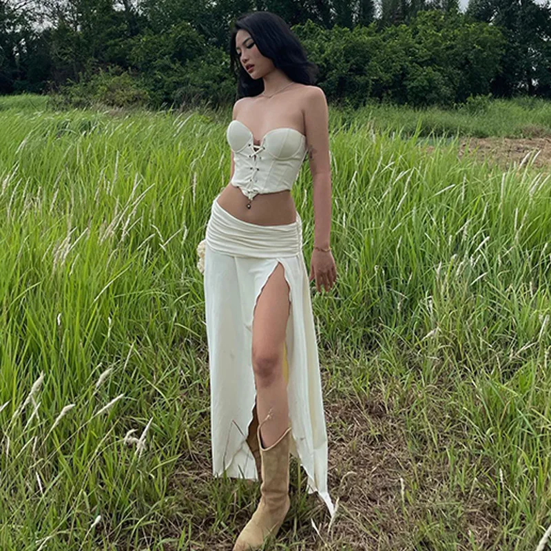 

Strap Wrapped Chest Vest Versatile Low Waisted Split Half Length Skirt Set for Women
