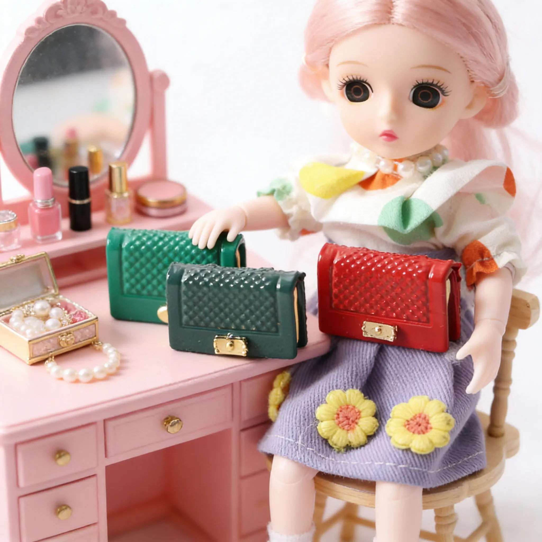 

10picecs New Arrival 1:12 Dollhouse Mini Metal Handbag Set - Fashion Decor Props, Tiny Scene Accessories for OB11 Dollhouse Mode