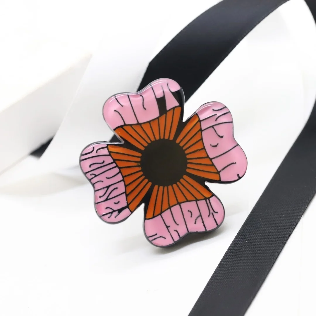 

Europe and the United States new high-end brand double acrylic petal brooch