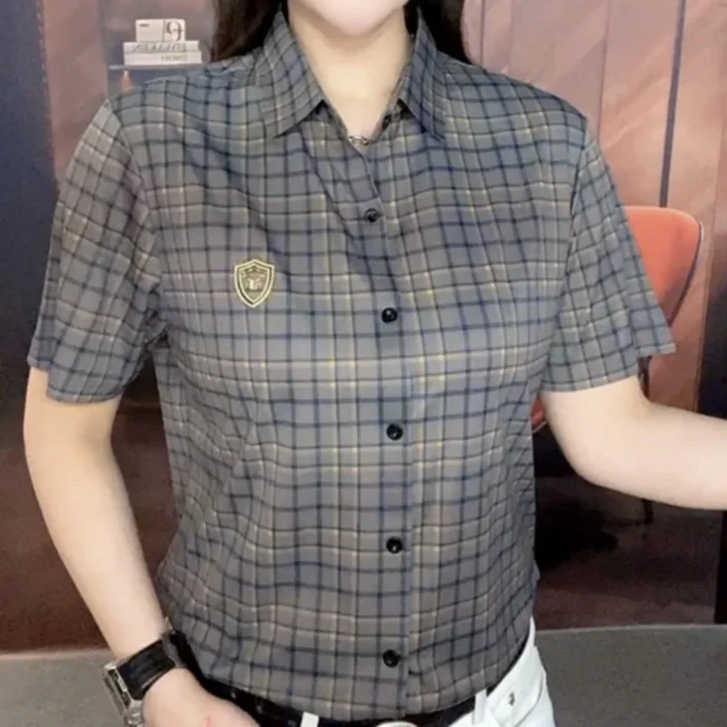 

Slim Fit Men's Summer Casual Plaid ort Sve irt Faion Trend Breathable Thin Model Youth ular arp Collar Button up