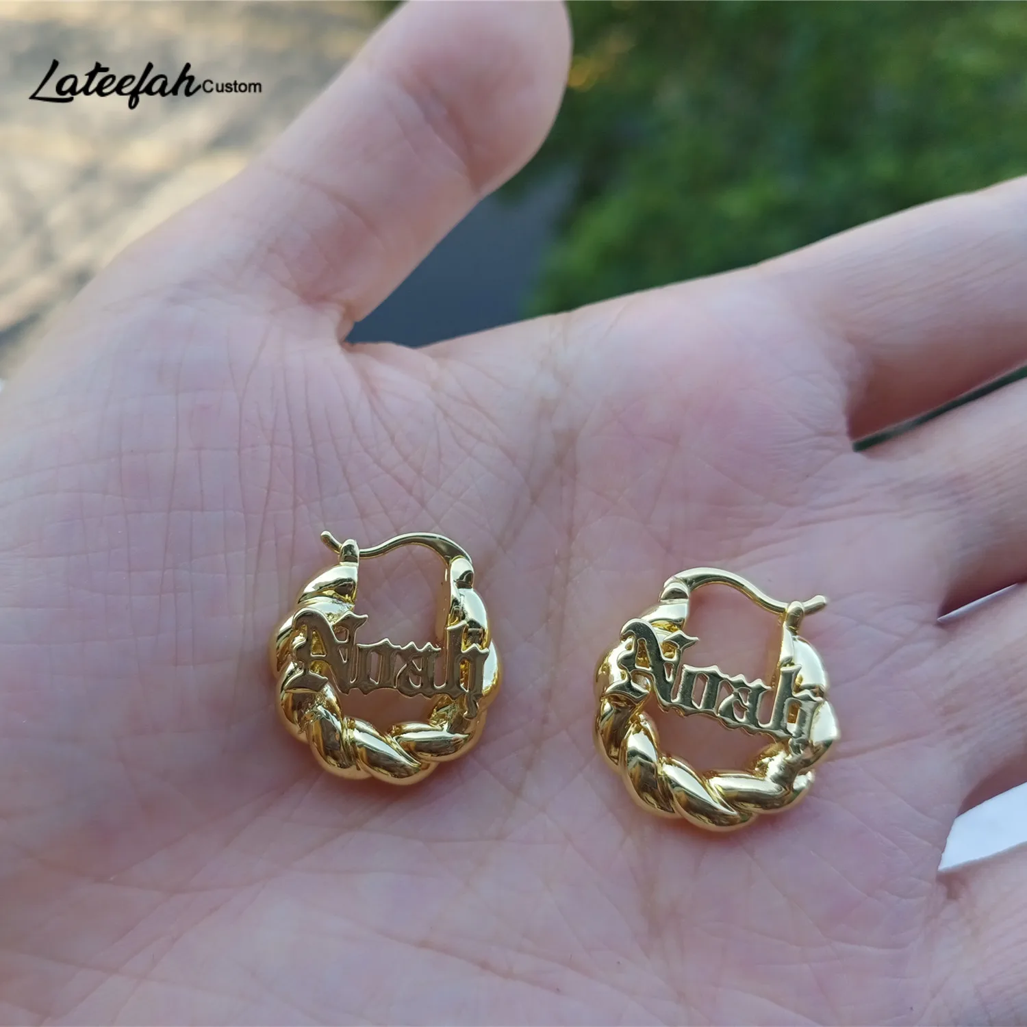 

Lateefah 2022 Custom Your Name 18mm Small Twist Hoops Personalized Name Earrings For Women Kids Earrings As a Christmas Present