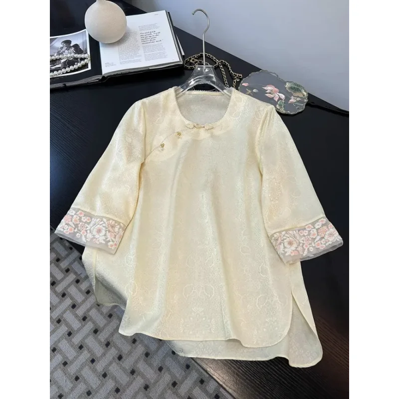 

Атласные шелковые жаккардовые блузки женские с вышивкой в стиле ретро Тан топы с круглым воротником свободные рубашки большого размера