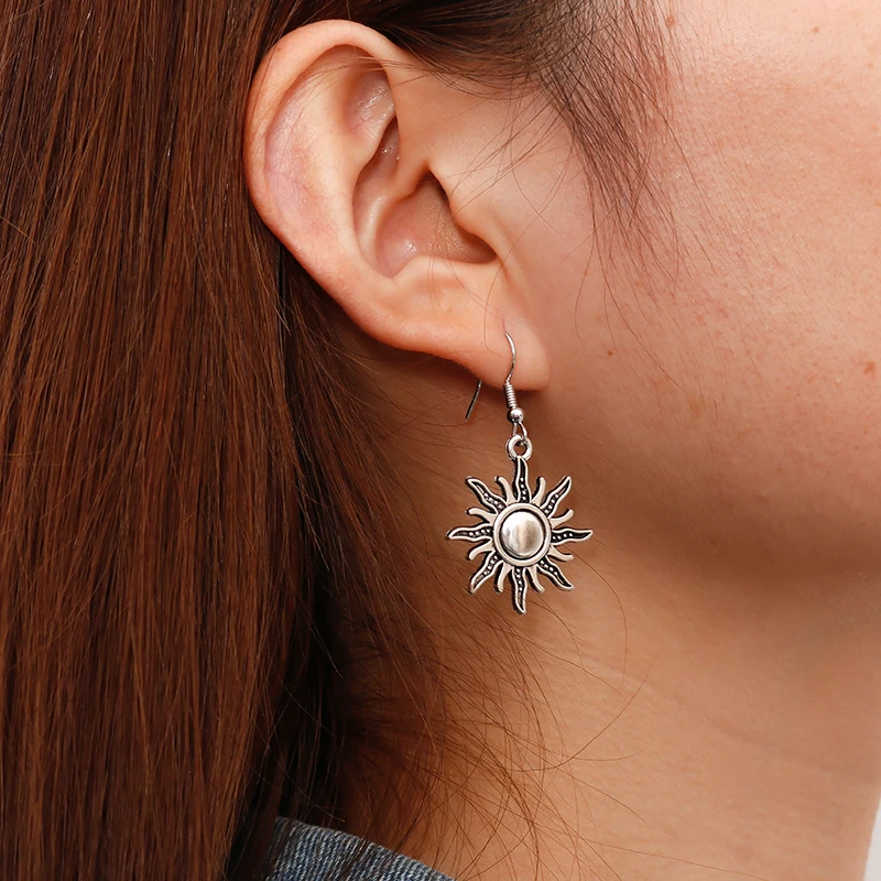 Ethnische Legierungs-Sonnen-Mond-Ohrhänger für Frauen und Mädchen, Party- und Festivalschmuck, Geschenke – Detail 1