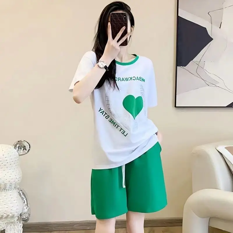 

Fashion Sportswear Suits for Women's Summer New Trendy Short-sleeved Tops and Shorts for Summer