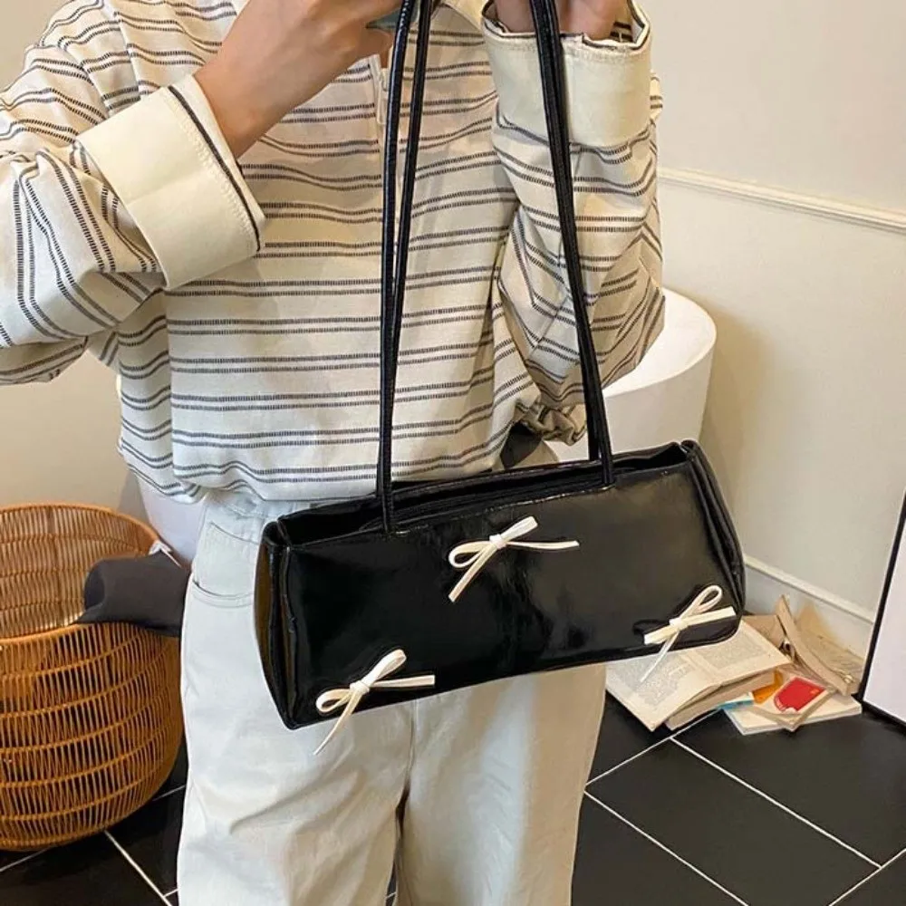 

All-match Sweet French Stick Handbag Y2K Bow Ribbon Silver PU Shoulder Bag Korean Style Pearls Lady Underarm Bags Girls