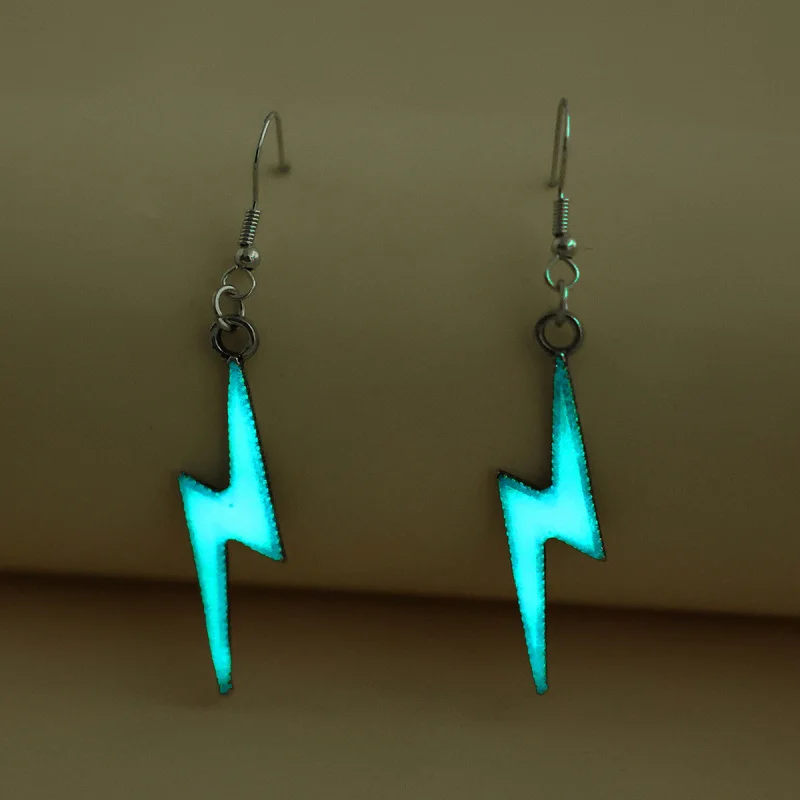 European American New Creative Night Lightning Shaped Charming Mom Mother Earrings Punk Thunderbolt Jewelry for Women