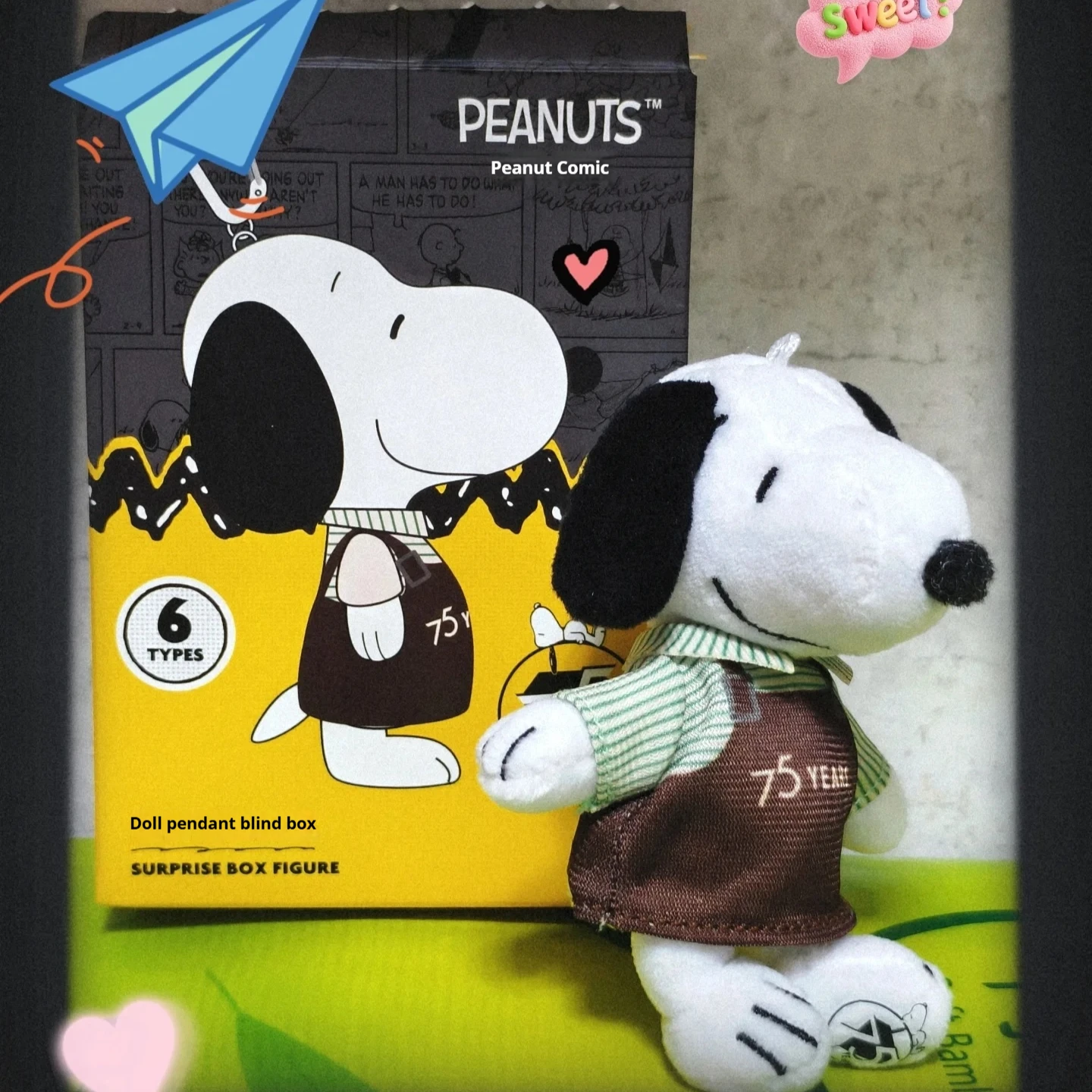 

In Stock New Miniso Snoopy Kawai Blind Box Plush Key Purse Charm Decoration Collectible Figure Ornaments pruse charm Presents