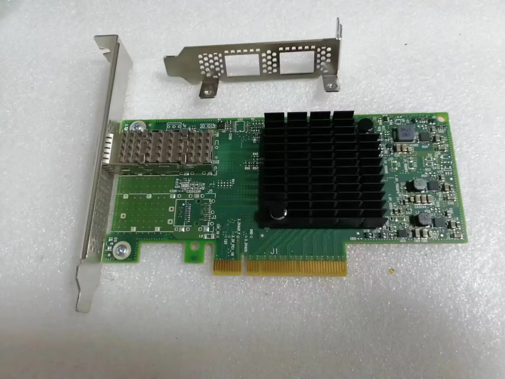 MCX4111A-ACAT  MCX4111A ConnectX-4 Lx 25GbE Single-Port SFP28 PCIe3.0 x8 network card