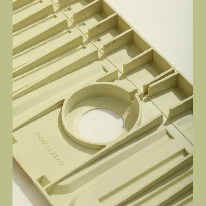 Drain Pad Kitchen Faucet Pad Water Channel Splash Proof Slip Resistant Silicone Drainage Pool Storage Mat Kitchen Accessories