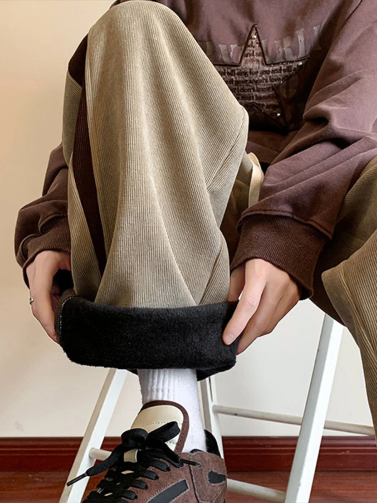 

Teenagers Fce Lined Corduroy Casual Pants Men's Winter Wide Leg Loose Fit Trousers Faionable Sweatpants Japanese Sle