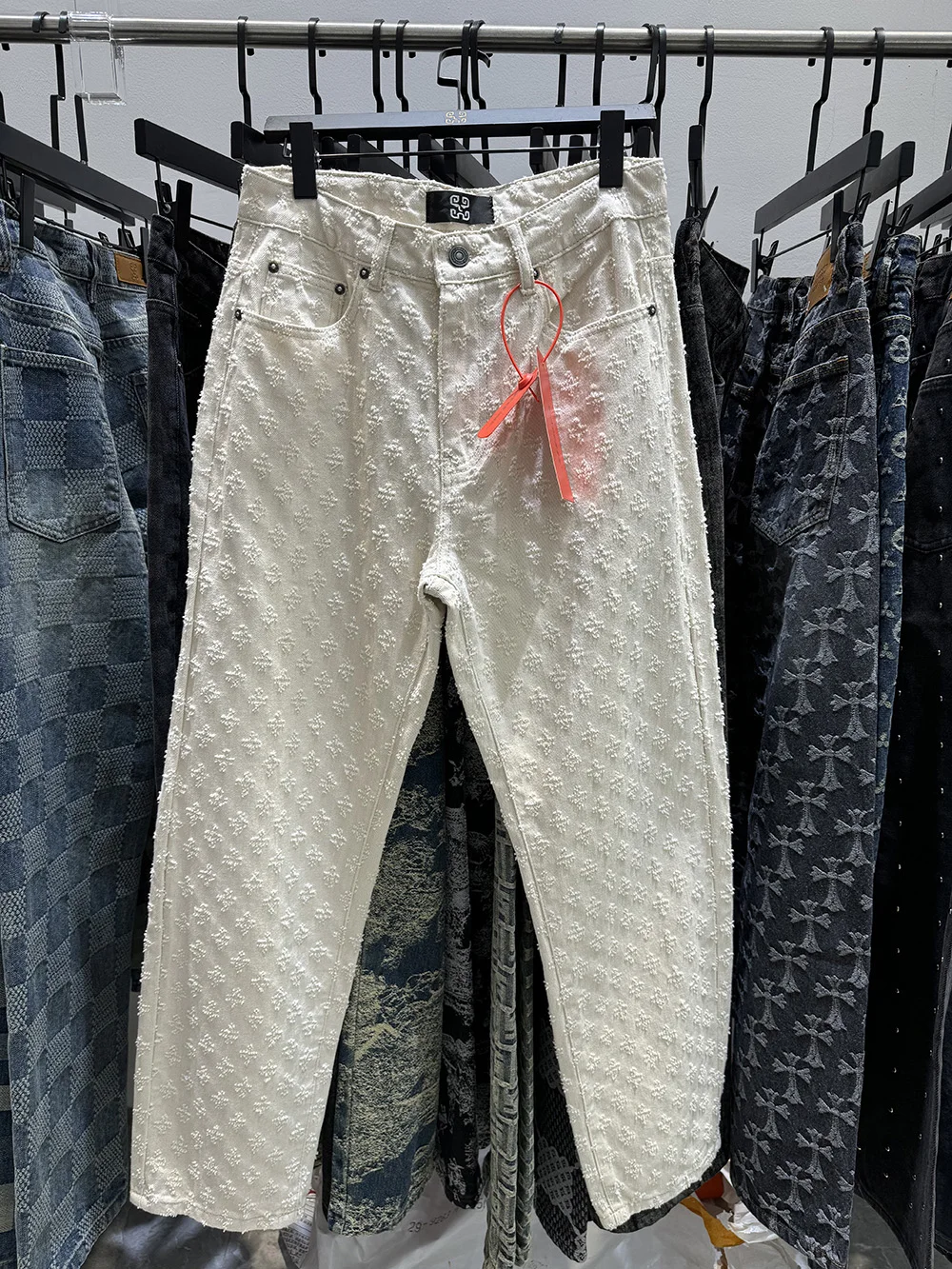 บุคลิกภาพ Vintage Y2k กางเกงยีนส์ผู้ชาย Jacquard รูปแบบคลาย Fit นูนกางเกงขาตรง Baggy กางเกงใหม่