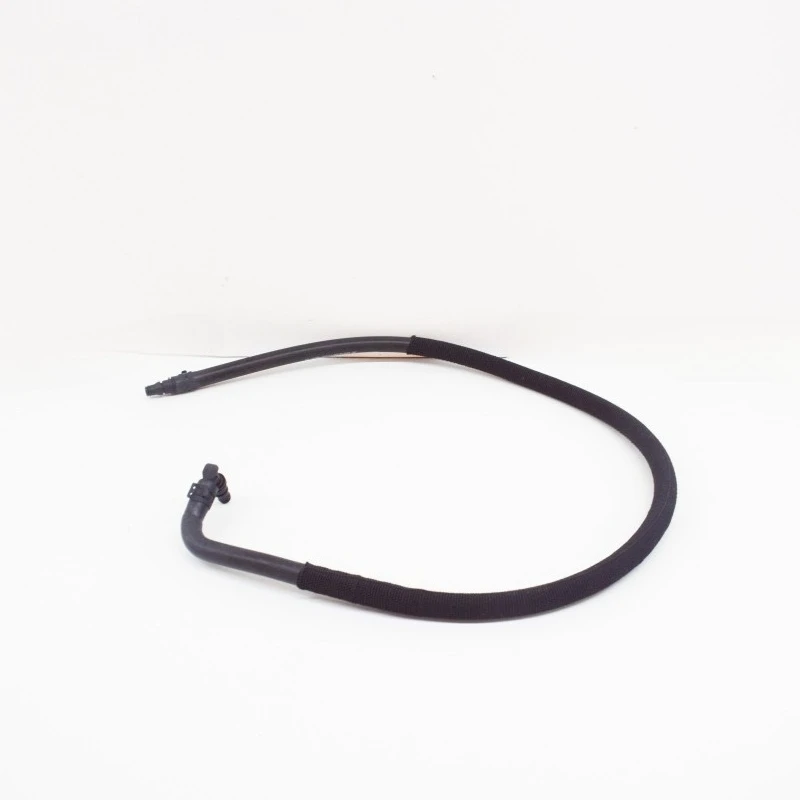 A2305010525 Coolant breathing tube for Benz SL R230 AMG 2305010525