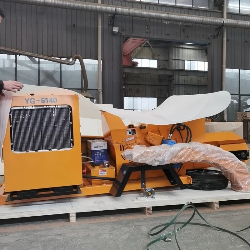 

Portable Wood Chipper Wood Crusher Machine Diesel-Powered with Tires Easy Transport for Garden Branch Shredding