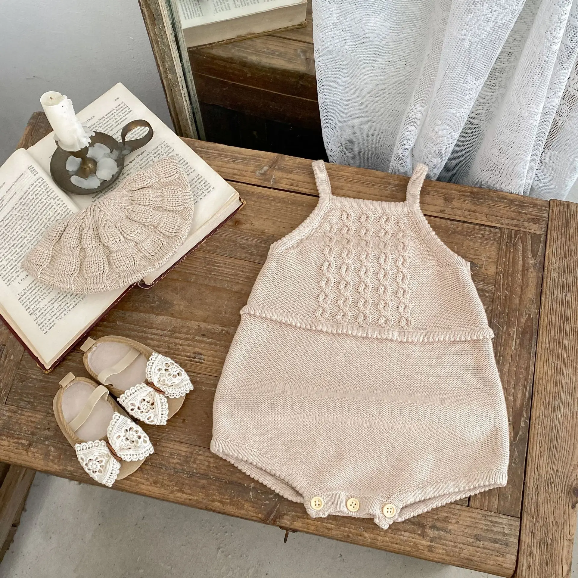 

2025 Autumn New Baby Girl Sleeveless Knitted Bodysuit Infant Toddler Cute Knit Sling Jumpsuit Cotton Newborn Clothes 0-24M