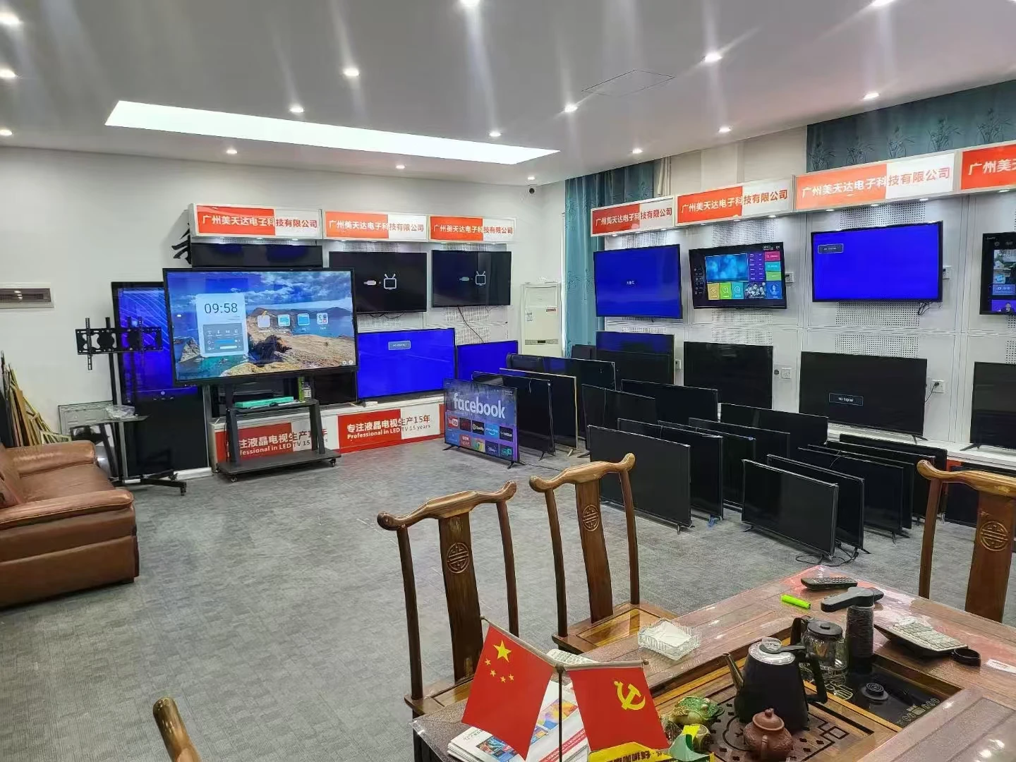 Hot Sale 55-inch Smart LED TV with 2K Resolution - Customizable Standard TV Screen