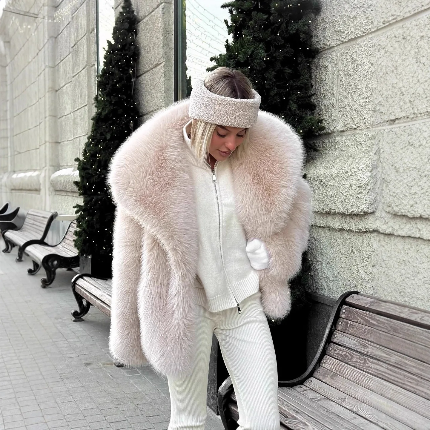 2025 Autumn Winter New Turn Down Collar Fluffy Fox Fur Imitation Fur Coat Women Rice Yellow Coffee Two Colors
