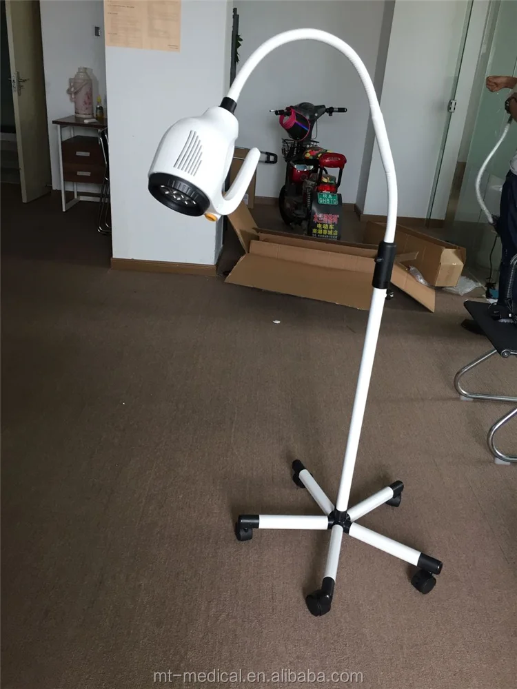 Veterinary Standing Surgery Rechargeable Medical Lamp LED Examination Light Price