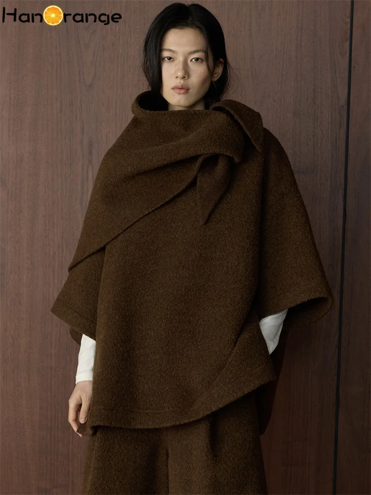 

HanOrange 2025 Winter Fashion Double-sided Woolen Shoulder Placket Design T-shirt Women with Shawl Loose Top White/Brown
