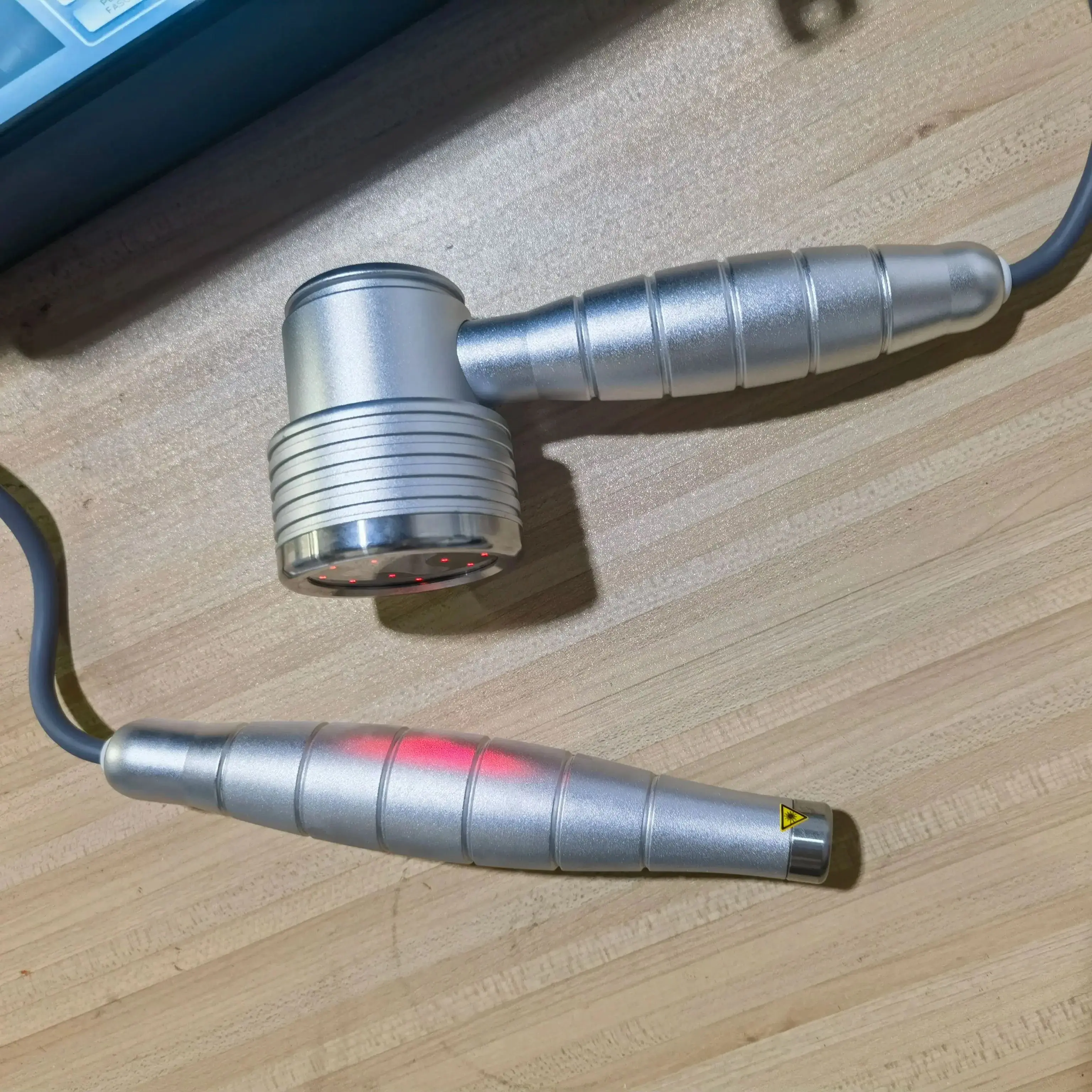 

HLKGO ветеринарное низкоуровневое лазерное терапевтическое устройство для домашних животных, портативное оборудование для облегчения боли в физических местных инфекций