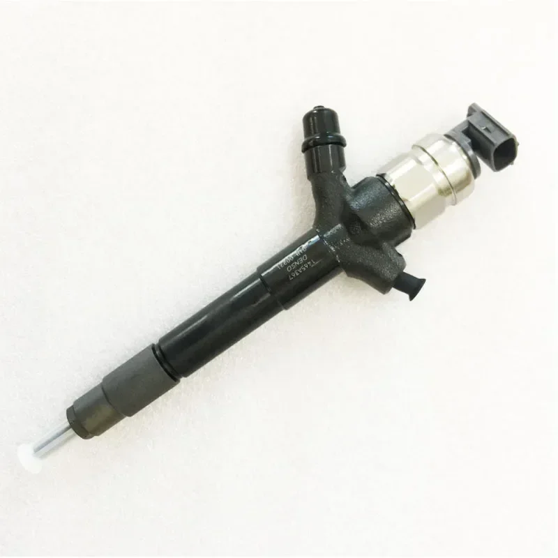 Replacement 1465A367 295050-0890  Engine Common Rail Fuel Injector for  L200 4D56 EURO 5 ENGINE