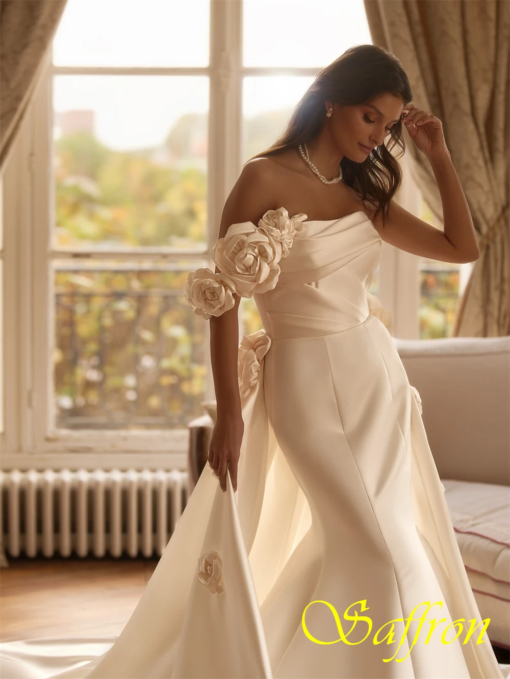 فستان سهرة رائع من الساتان بدون حمالات مخصص، فساتين زفاف حورية البحر رشيقة، فساتين مناسبة خاصة على شكل زهور