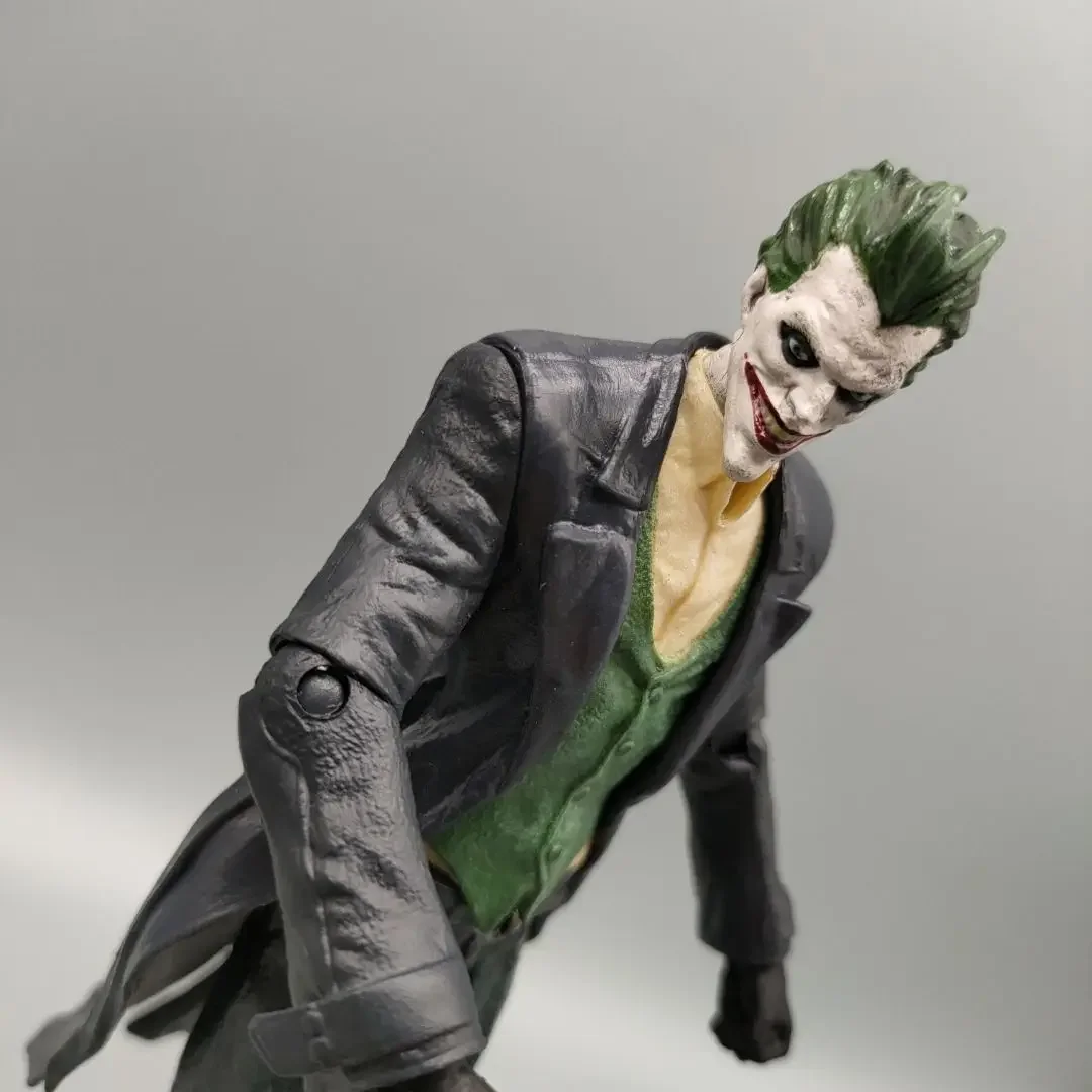 DCC Collectibles Joke-Man with Knife Ark-ham Origins 7" Loose Action Figure - view 4