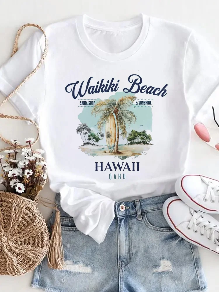 

Fashionable Women's Round Neck Patterned T-Shirt with Printed Polyester Short Sleeved Beach Travel Basic Style Popular Casual T-